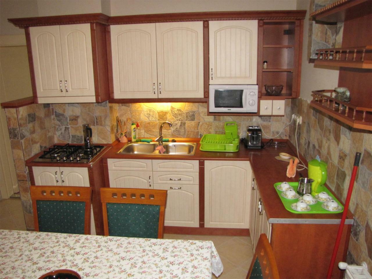 Szegfu Apartman Villa Hajdúszoboszló Eksteriør bilde